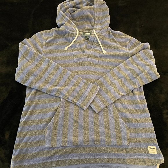 Roots Sweater - Picture 1 of 3